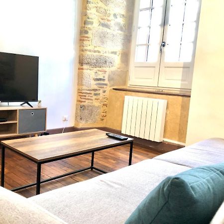 Appartement De Charme Dans Le Quartier Historique Tulle Buitenkant foto